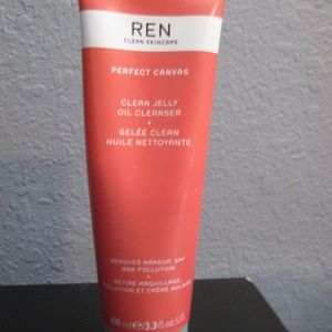 REN Clean Skincare Perfect Canvas Clean Jelly Oil Cleanser - NEW